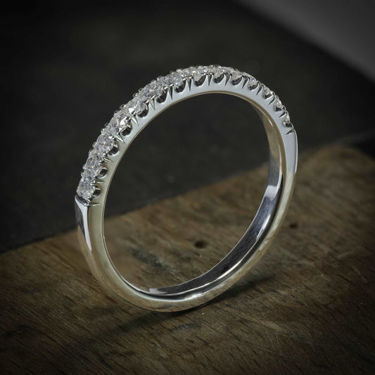 Bague demi éternité
